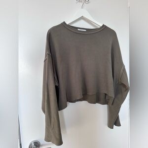ZARA CROP OVERSIZED SWEATER